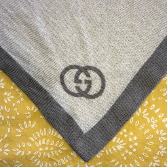 Gucci Vintage poncho in light/dark gray - Picture 2 of 8
